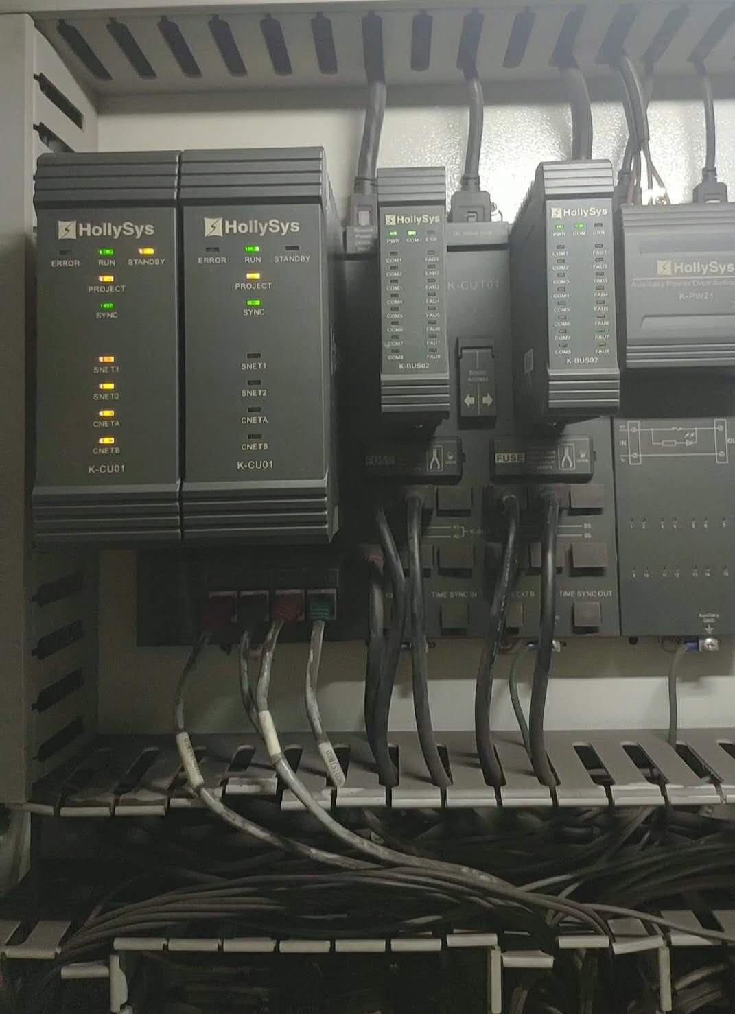 2021年6月中旬為山東某熱電企業(yè)更換DEH主控制器CPU