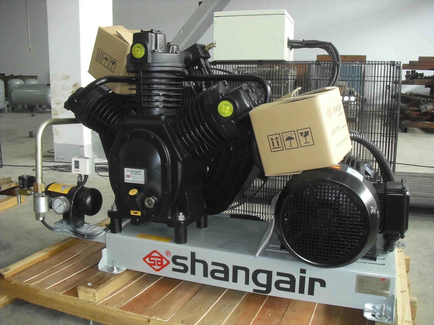 尚愛空壓機(jī)的維修步驟